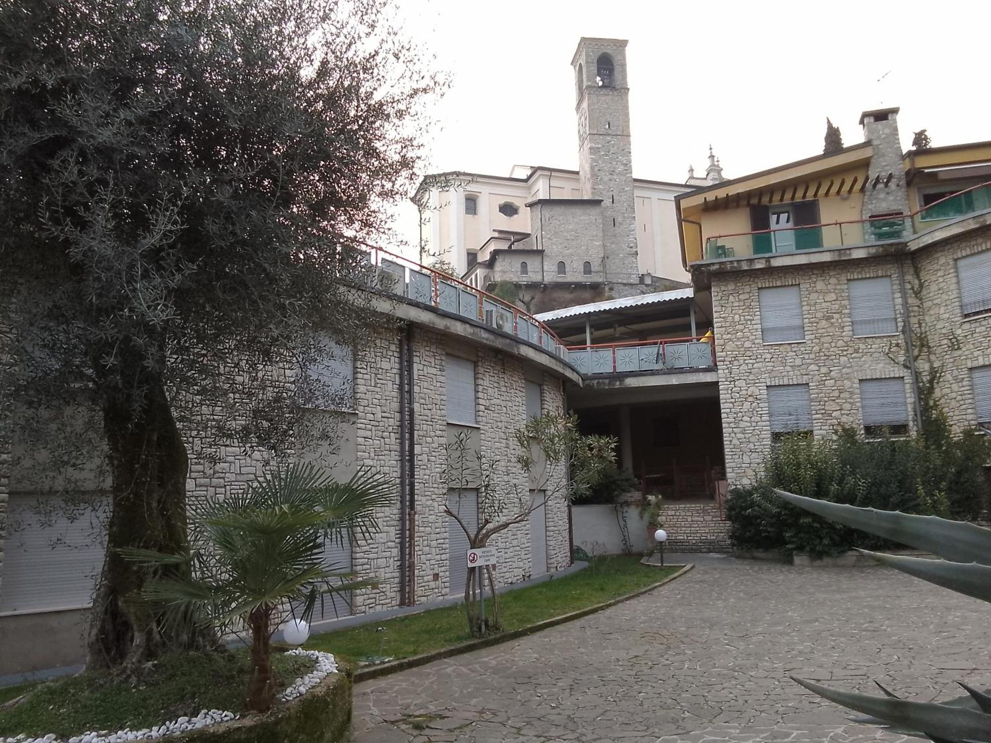 Appartamento Serena Gardone Riviera Εξωτερικό φωτογραφία